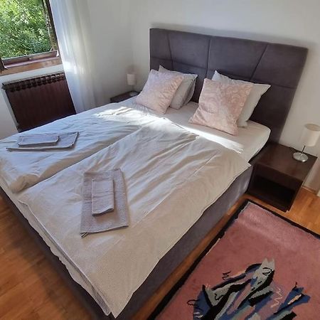 Olden House-Central Apartment-Parking Загреб Екстериор снимка